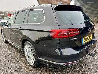 Volkswagen Passat gereserveerd 2.0 Bi-TDI 4Motion 239pk aut R-Line - pano - 360cam - massage - leer - virtual - keyless - front + line + side assist picture 7