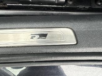 Volkswagen Passat gereserveerd 2.0 Bi-TDI 4Motion 239pk aut R-Line - pano - 360cam - massage - leer - virtual - keyless - front + line + side assist picture 79