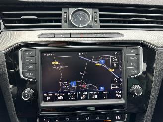 Volkswagen Passat gereserveerd 2.0 Bi-TDI 4Motion 239pk aut R-Line - pano - 360cam - massage - leer - virtual - keyless - front + line + side assist picture 62