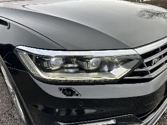 Volkswagen Passat gereserveerd 2.0 Bi-TDI 4Motion 239pk aut R-Line - pano - 360cam - massage - leer - virtual - keyless - front + line + side assist picture 127