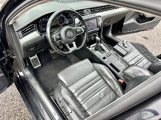 Volkswagen Passat gereserveerd 2.0 Bi-TDI 4Motion 239pk aut R-Line - pano - 360cam - massage - leer - virtual - keyless - front + line + side assist picture 18