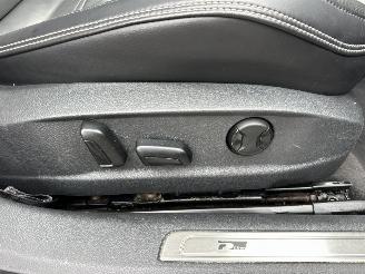 Volkswagen Passat gereserveerd 2.0 Bi-TDI 4Motion 239pk aut R-Line - pano - 360cam - massage - leer - virtual - keyless - front + line + side assist picture 48