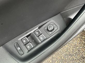 Volkswagen Passat gereserveerd 2.0 Bi-TDI 4Motion 239pk aut R-Line - pano - 360cam - massage - leer - virtual - keyless - front + line + side assist picture 76