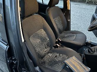 Hyundai I-10 1.1 i-Drive 69pk Cool 5drs - 62dkm nap - airco - elektr ramen - facelift - aux - usb - radio cd - rijdbaar picture 52