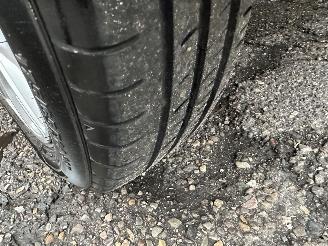 Kia Picanto 1.0 MPi Dynamic PlusLine - 16dkm nap - 1e eig - navi - camera - afn trek - carplay - lmv - elektr pakket picture 91