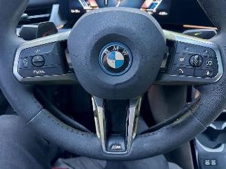 BMW iX2 eDrive20 67kWh 204pk aut M-Sport - nap - pano - 1e eig - 20 inch - harman/kardon - widescreen picture 40
