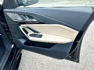 BMW iX2 eDrive20 67kWh 204pk aut M-Sport - nap - pano - 1e eig - 20 inch - harman/kardon - widescreen picture 64