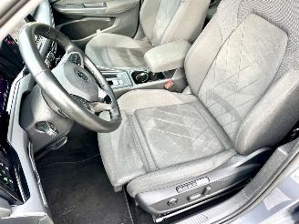 Volkswagen Golf 1.5 eTSI 162pk aut + f1 Style - nap - pano - virtual - massage - front + line + side assist - full led picture 17