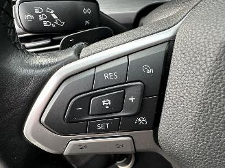 Volkswagen Golf 1.5 eTSI 162pk aut + f1 Style - nap - pano - virtual - massage - front + line + side assist - full led picture 28