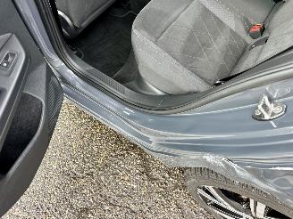 Volkswagen Golf 1.5 eTSI 162pk aut + f1 Style - nap - pano - virtual - massage - front + line + side assist - full led picture 15