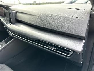 Volkswagen Golf 1.5 eTSI 162pk aut + f1 Style - nap - pano - virtual - massage - front + line + side assist - full led picture 44