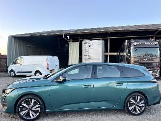 Unfallwagen Peugeot 308 1.6 Plug-in Hybrid 191pk Active Pack Bus - nap - 1e eig - 2022/11