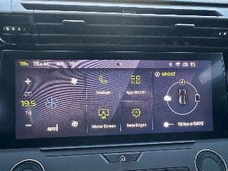 Peugeot 308 1.6 Plug-in Hybrid 191pk aut + f1 Active Pack Bus - nap - 1e eig - clima - cruise - carplay - pdc - line assist picture 31