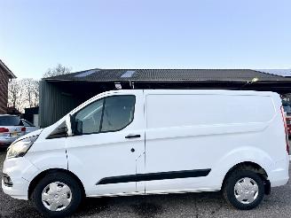 Avarii auto utilitare Ford Transit Custom 280 2.0 TDCI 6-bak L1/H1 Trend - nap - 1e eig - navi - camera - stoelverw - pdc v+a - trekh 2021/4