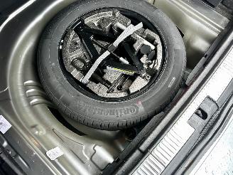 Skoda Superb 2.0 TDI 150pk 6-bak euro.6 Style Bus - nap - navi - camera - front + side + park assist - keyless entry + start picture 11