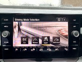 Volkswagen Polo 1.0 TSI 95pk aut + f1 Highline - nap - pano - sfeerverl - virtual - acc - front assist - carplay - pdc v+a picture 22