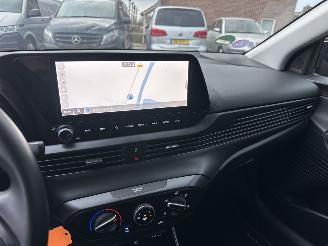 Hyundai Bayon 1.0 T-GDI automaat Comf Smart Hybrid - nap - virtual - line assist - nav - camera - pdc - bleutooth tel lader picture 40
