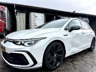 Volkswagen Golf 1.5 eTSI aut + f1 162pk R-Line - pano - hud - keyless - virtual - front + line + side + park assist picture 2