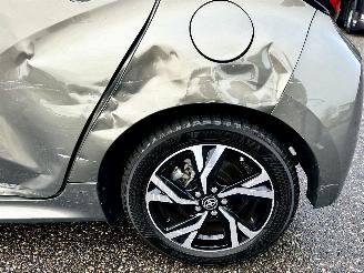 Toyota Yaris 1.5 Hybrid 115 automaat First Edition - nap - facelift - navi - camera - keyless - front + line assist - rijdbaar picture 87