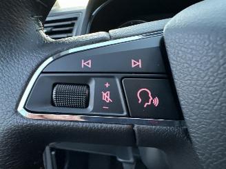 skadebil auto Seat Ibiza 1.0 TSI 95pk Style Business Intense - nap - navi - camera - front assist - pdc v+a - privacy glass - 1e eig - rijdbaar 2020/7