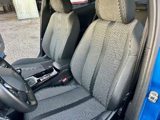 Peugeot 2008 1.2 Turbo 131pk 6-bak PureTech Allure - nap - navi - carplay - clima - cruise - pdc - line assist - trekh picture 55