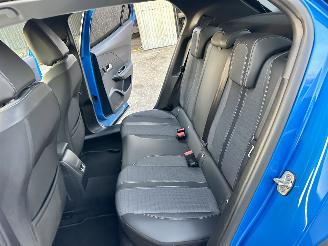 Peugeot 2008 1.2 Turbo 131pk 6-bak PureTech Allure - nap - navi - carplay - clima - cruise - pdc - line assist - trekh picture 24