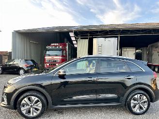 Voiture accidenté Kia e-Niro DynamicPlusLine 64 kWh 2021/9