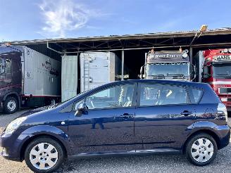 uszkodzony samochody osobowe Toyota Corolla-verso 1.6 VVT-i 110pk Terra - 197dkm nap - airco - cruise contr - pdc - elektr spiegels + ramen voor - all season 2009/2