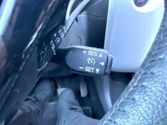 Peugeot 108 1.0 e-VTi 69pk Première CabrioTop - nap - camera - keyless entry + start - elektr dak - clima - cruise - carplay picture 12