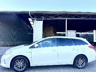 Avarii autoturisme Toyota Auris Touring Sports 1.8 Hybrid 123pk automaat - pano - nap - 2014/10