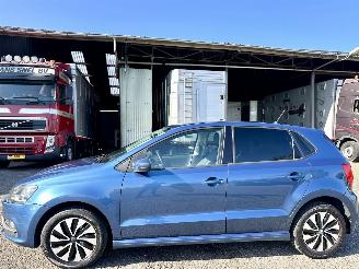 Unfallwagen Volkswagen Polo 1.0 TSI 95pk BlueMotion Edition 5drs - nap - navi - airco - cruise - lmv - 4x elektr ramen - privacy glass 2015/1