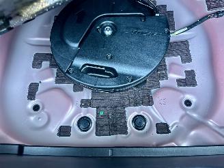 Mazda 3 2.0 e-SkyActiv-X Hybrid aut 180 Luxury - nap - Hud - 360 cam - leer - stuur + stoelverw - bose - memory - keyless picture 13