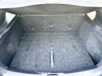 Volvo V-40 1.6 T4 179pk aut Summum - xenon - navi - camera - keyless - front + line + side assist picture 74