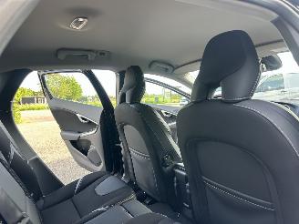 Volvo V-40 1.6 T4 179pk aut Summum - xenon - navi - camera - keyless - front + line + side assist picture 64