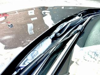Volvo V-40 1.6 T4 179pk aut Summum - xenon - navi - camera - keyless - front + line + side assist picture 100