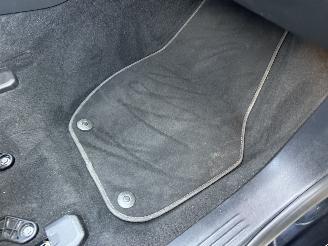 Volvo V-40 1.6 T4 179pk aut Summum - xenon - navi - camera - keyless - front + line + side assist picture 69