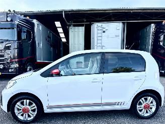 Schadeauto Volkswagen Up! 1.0 beats 2020/11
