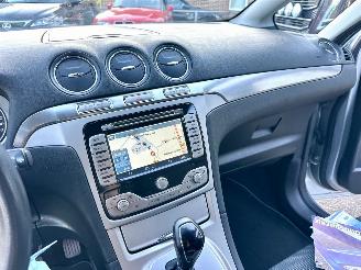 Ford S-Max 2.3-16V 162pk 6-traps aut Titanium 7Pers - navi - pdc v+a - licht + regensensor + aut dimmend spiegel picture 45