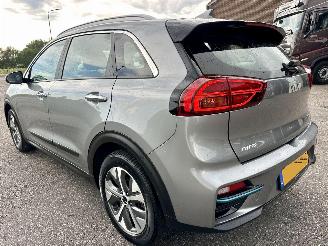 Kia e-Niro 64kWh  204pk aut + f1 DynamicLine - nap - navi - camera - keyless - front + line assist - pdc picture 7