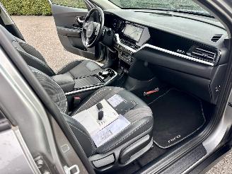 Kia e-Niro 64kWh  204pk aut + f1 DynamicLine - nap - navi - camera - keyless - front + line assist - pdc picture 21