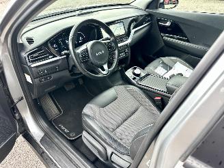 Kia e-Niro 64kWh  204pk aut + f1 DynamicLine - nap - navi - camera - keyless - front + line assist - pdc picture 22