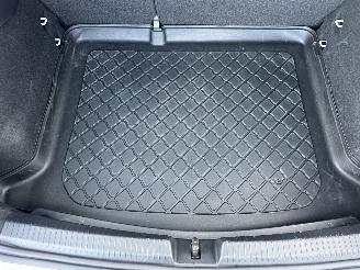 Cupra Born 62kWh 204pk aut Essential - 47dkm nap - sfeerverl - kuipstoelen - stuurverw - front + line assist picture 69