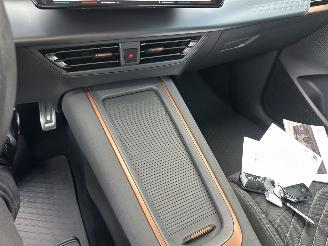 Cupra Born 62kWh 204pk aut Essential - 47dkm nap - sfeerverl - kuipstoelen - stuurverw - front + line assist picture 37