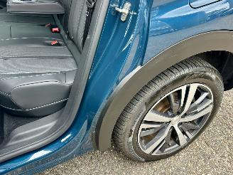 Peugeot 3008 1.6 HYbrid 225pk aut + f1 Allure Pack Bus - nap - nav - camera - keyless entry + start  - line + side assist picture 16