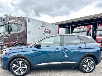Avarii autoturisme Peugeot 3008 1.6 HYbrid 225 Allure Pack Business 2022/5