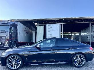 damaged passenger cars BMW 4-serie 418i 136pk aut high exe M-sport - nap - schuifdak - head up - keyless - leer - trekh - 19 inch lmv 2018/11