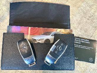 Mercedes A-klasse 250e aut + f1 AMG Bus Sol Limited - nap - pano - 1e eig - widescreen - sfeerverl - cam - front + line assist - keyless picture 23