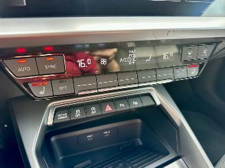 Audi A3 Sportback 35 TFSI 150pk aut + f1 Sport Ed - virtual - line + park assist - keyless - clima - cruise - pdc picture 24