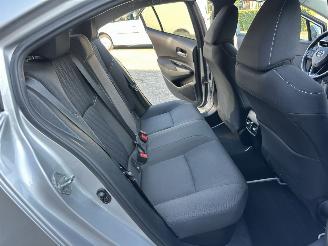 Toyota Corolla Gereserveerd 1.8 Hybrid 148pk aut first edition sedan - navi - camera - stuurverw - keyless - front + line + side assist picture 57