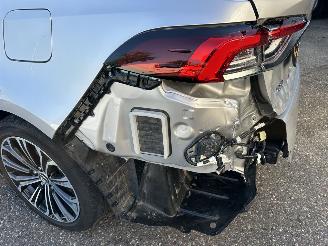 Toyota Corolla Gereserveerd 1.8 Hybrid 148pk aut first edition sedan - navi - camera - stuurverw - keyless - front + line + side assist picture 86